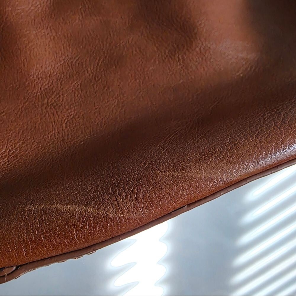 Vintage Juicy Couture Leather Tan Gold Side Studded Hobo Shoulder Handbag Purse - Picture 10 of 16